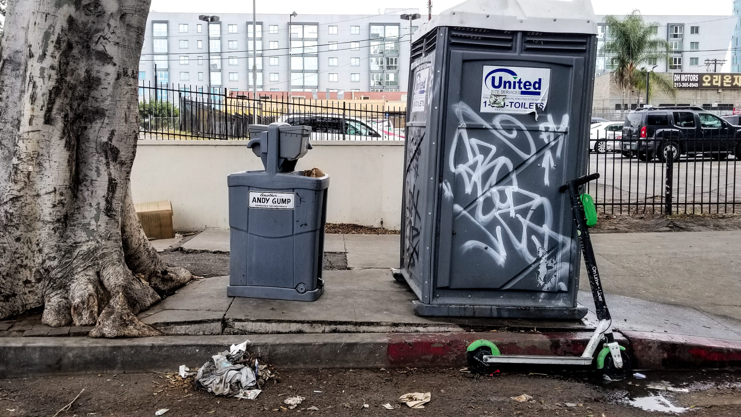 L.A.'s Funding For Homeless Porta Potties and Sinks Is Drying Up ~ L.A. TACO