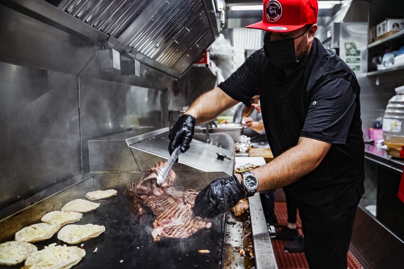 Meet The Taquero From Mazatlán Bringing His Sinaloan-Style Carne Asada ...