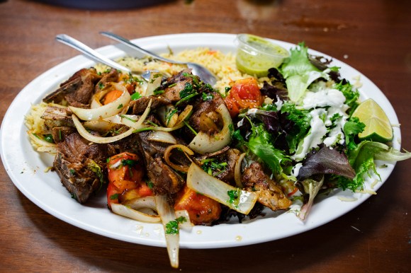 Inglewood's Best Kept Secret for Somali-Style Goat ~ L.A. TACO