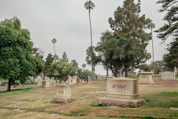 Inglewood Park Cemetery. Photo by Jared Cowan for L.A. TACO.