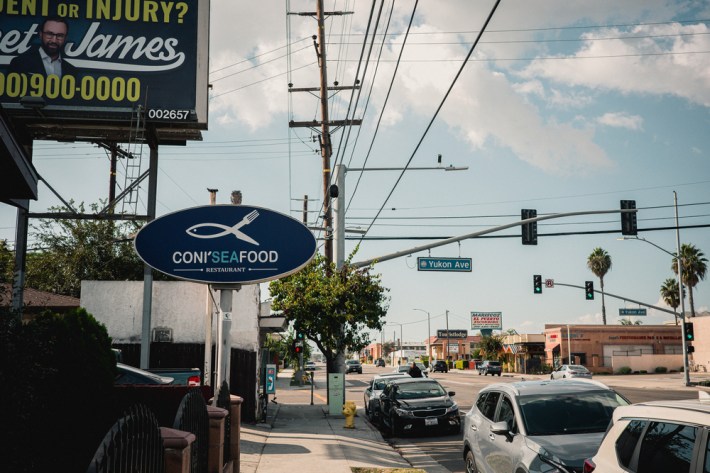 Coni'Seafood, celebrated for its Nayarit-style seafood, in Inglewood, CA.