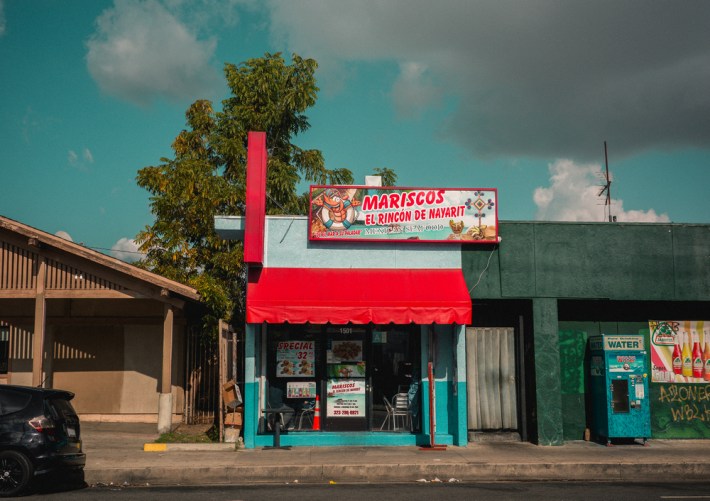 Mariscos El Rincón De Nayarit in Los Angeles, CA