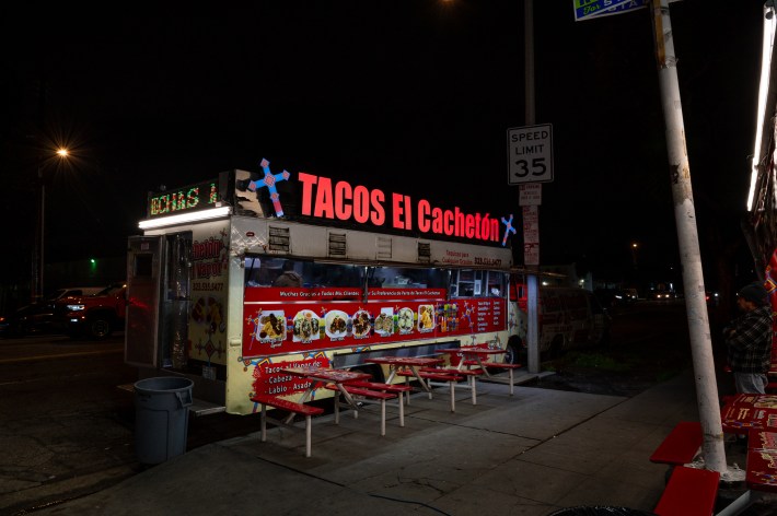Tacos el Cacheton truck in Compton.