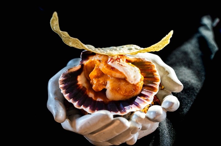 Tom yum aguachile. Photo by Memo Torres for L.A. TACO.