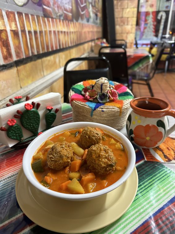 With Albondigas and Tortillas Hecha a Mano, East L.A.’s ‘La Que Si Llena’ Restaurant Hopes to Stay Open For Another 30 Years