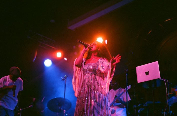 Digable Planets performing in 2022 in Los Angeles