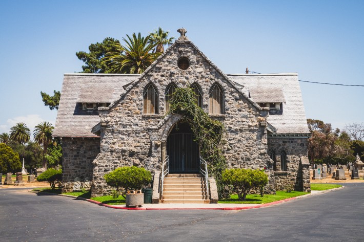 The Ivy Chapel at Evergreen Cemetery. Photo by Jared Cowan for L.A. TACO.