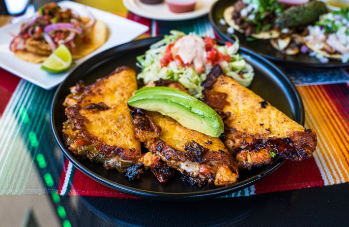 Taco Gobernador with a sliced acovado on top.