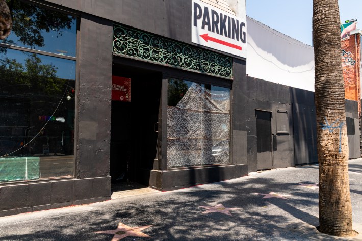 6553 Hollywood Blvd. Photo by Jared Cowan for L.A. TACO.