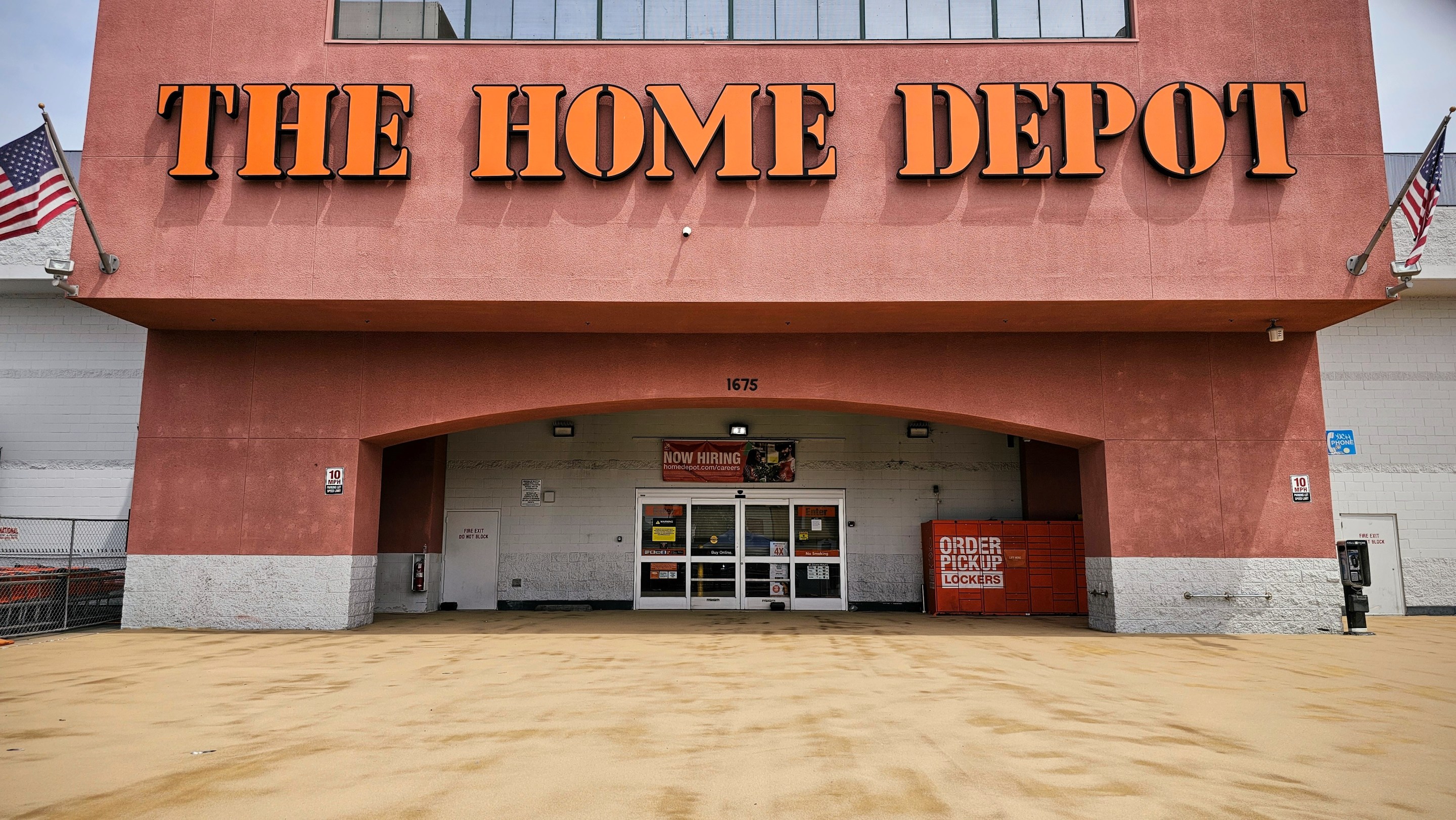 Front entrance Home Depot in Westlake.
