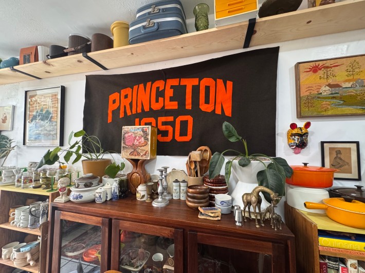 Vintage knick knacks at Newlin House.