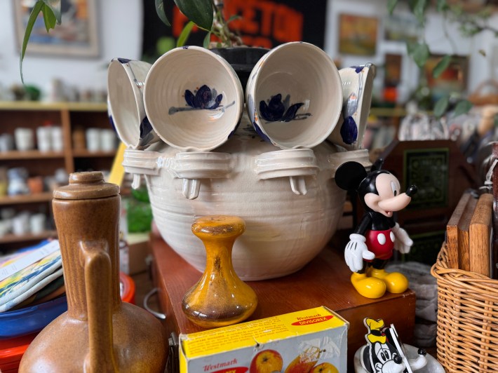 Vintage cookware at Newlin House. Photo by Erick Galindo for L.A. TACO.