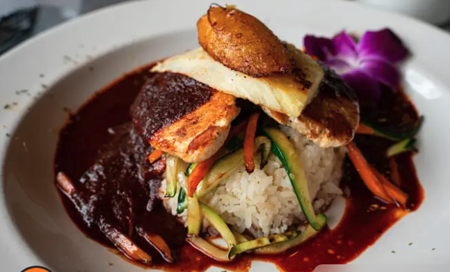 La Diosa de Los Moles. Photo by Memo Torres for L.A. TACO.