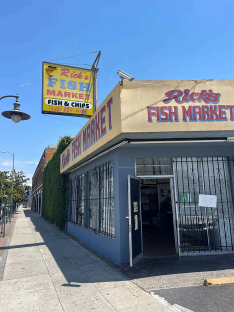 Outside Rick's Fish Market.