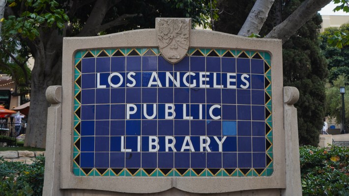Los Angeles Public Library sign in front of Central Library. Photo by Marina Watanabe for L.A. TACO.