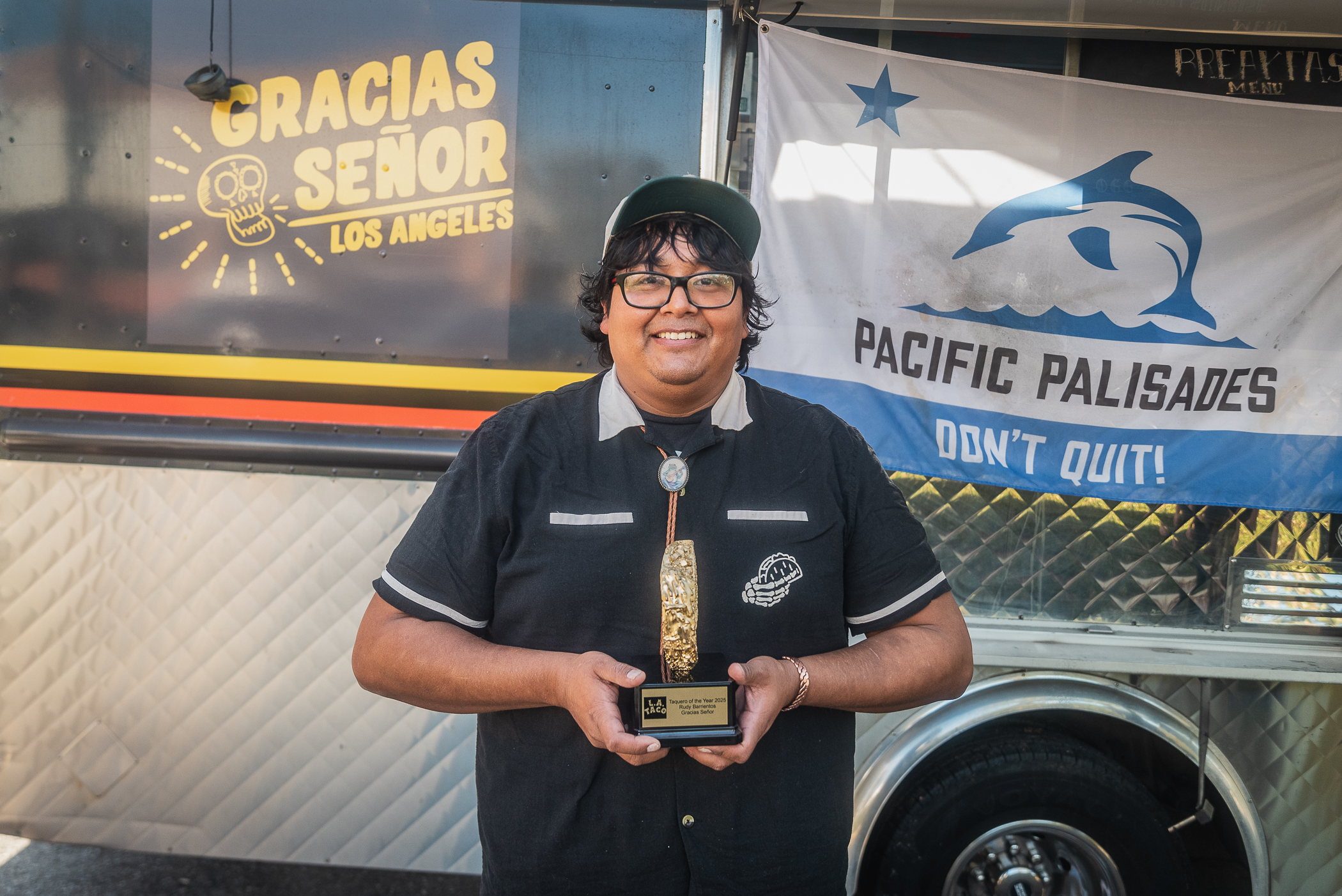 Rudy Barrientos of Gracias Señor receiving L.A. TACO's first ever "Taquero of the Year" award. Photo by Erwin Recinos for L.A. TACO.