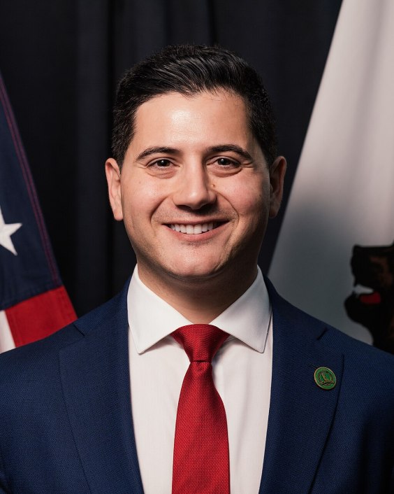 Bill Essayli Asks Public to Spread Misinformation to Southern California Rapid Response Networks