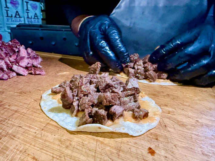 A taco de asada at Tacos Royale.