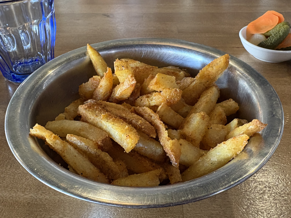 a bowl of fries
