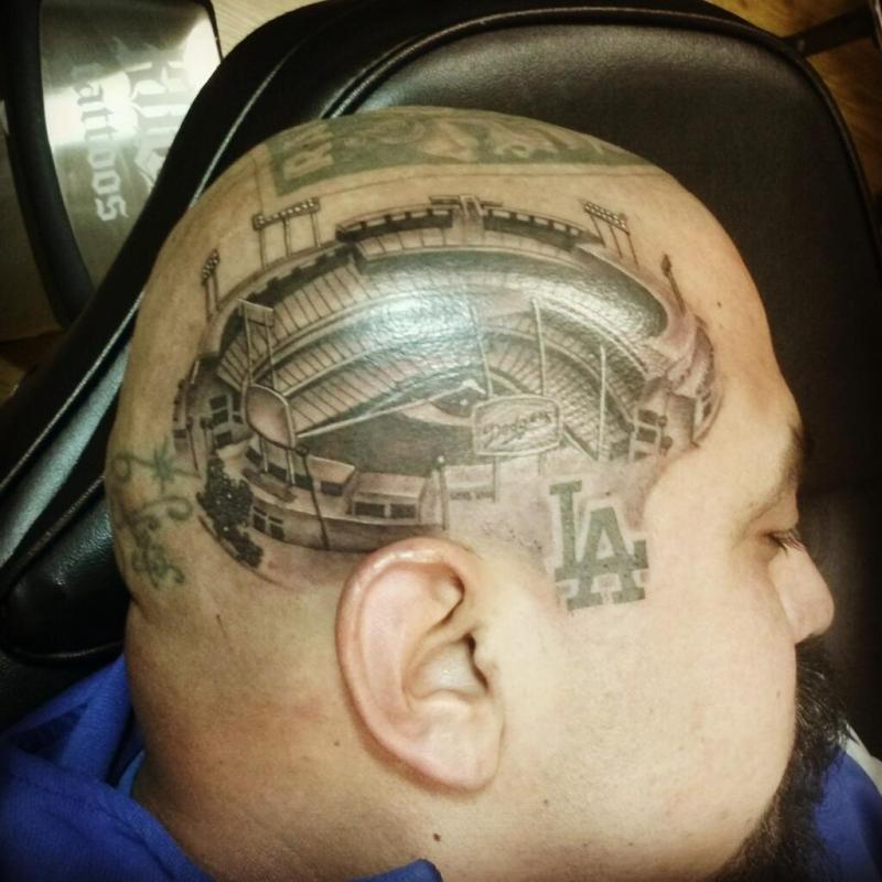 BUn0X6QCAAANsKA.jpg-large