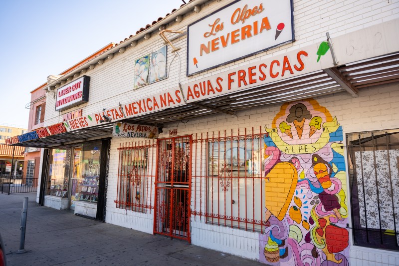 Outside Los Alpes Paletería, opened since the 70s. Photo by Elmer Argueta for L.A. TACO.