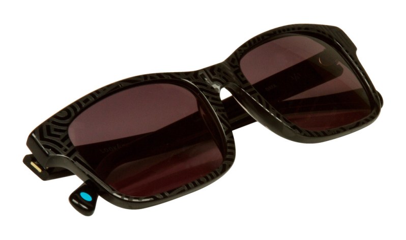 LOOKSEE-AARON-DE-LA-CRUZ-FOLDED_1024x1024