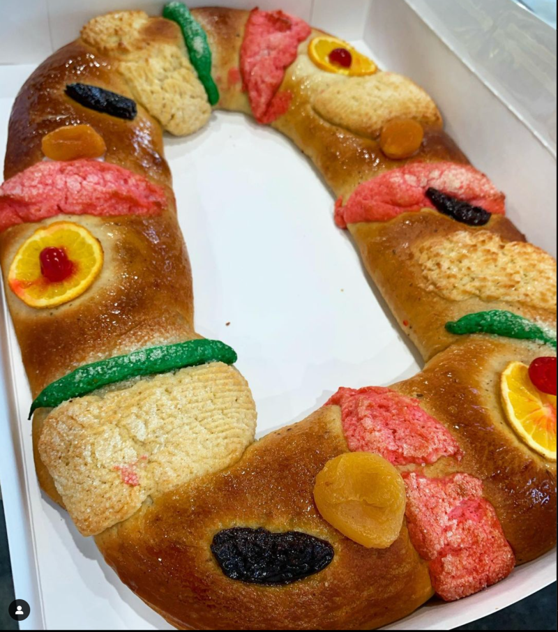 A vegan rosca from Sol y Luna Donuts.