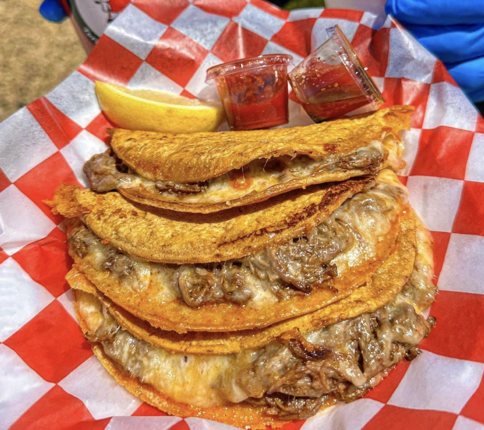 Tacos dorados de birria at Birria Superior. Photo via @BirriaSuperior/IG.