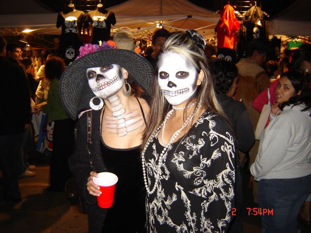 Skull Sisters