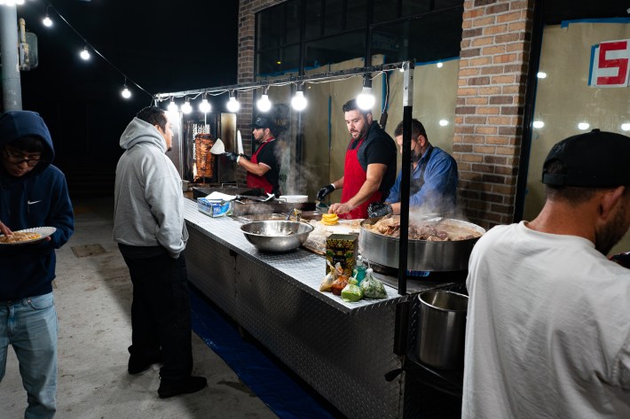 Tacos El Primo 449. Photo by Memo Torres for L.A. TACO.