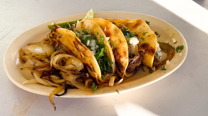 Tacos at Tortuga Bay. Photo by Memo Torres for L.A. TACO.