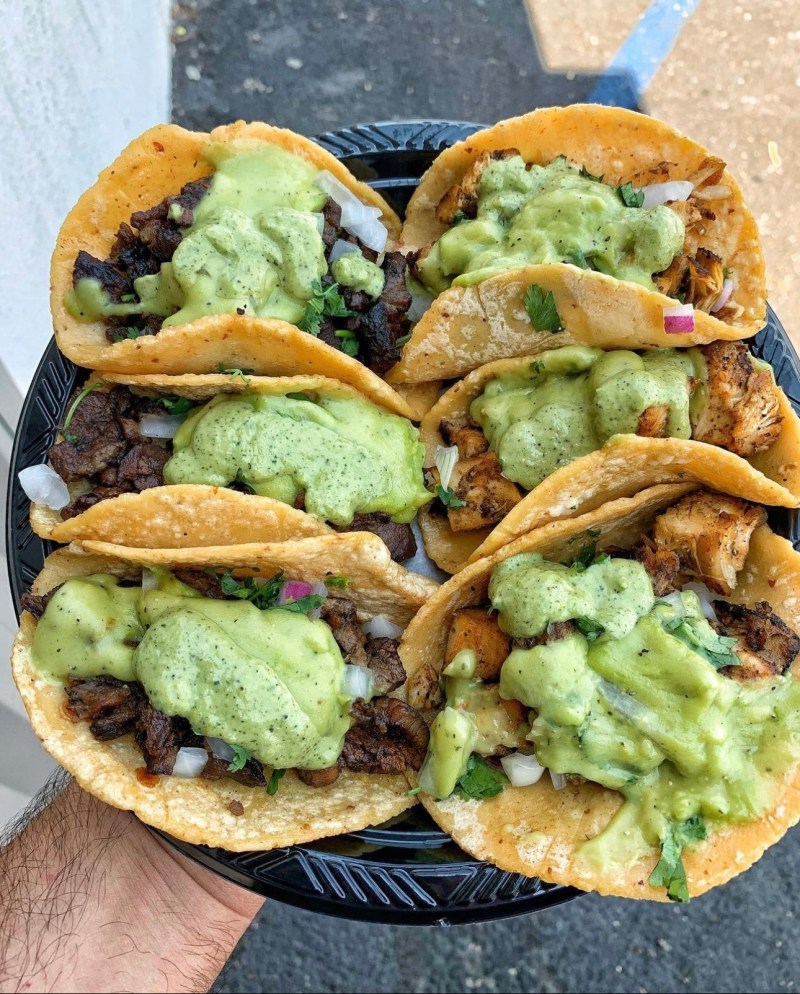 Pablito's Tacos plate