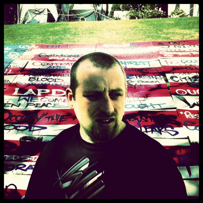 saber_flag_jlp