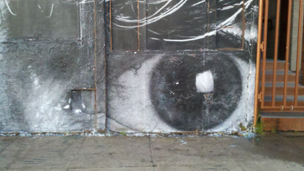 street-art-by-jr-in-venice-beach-2