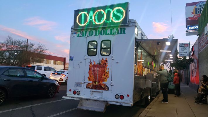 Taco Dollar truck in Lennox. Photo by Cesar Hernandez.